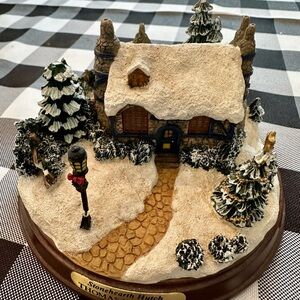 Thomas Kinkade Snowy Cottage Holiday Decor